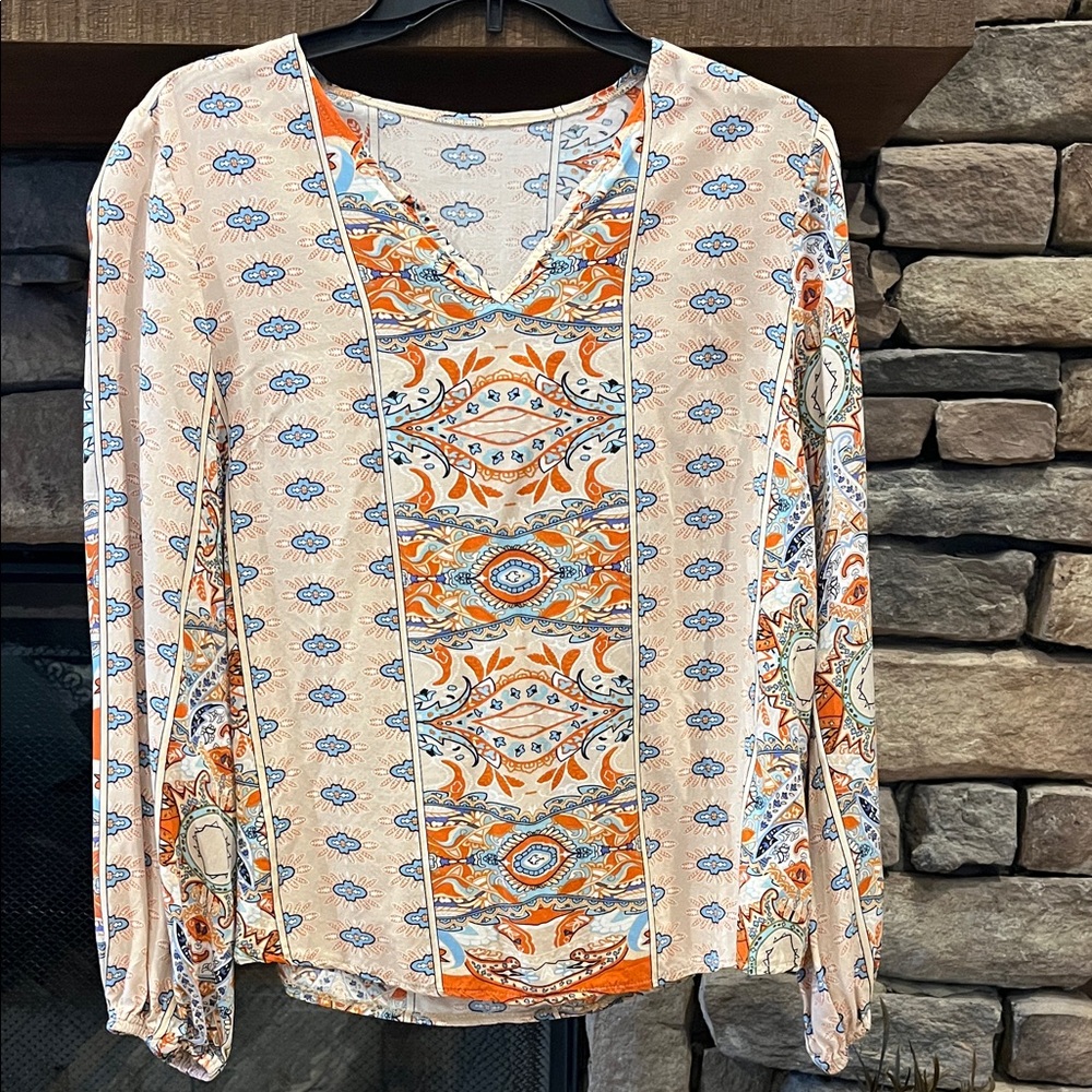 🌷3 Tops for $18 - Shein Paisley Printed V-Neck LS Orange & Blue, Sz.Lg